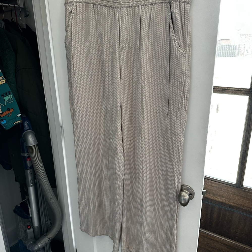 Blue Earth polka dot pants size large